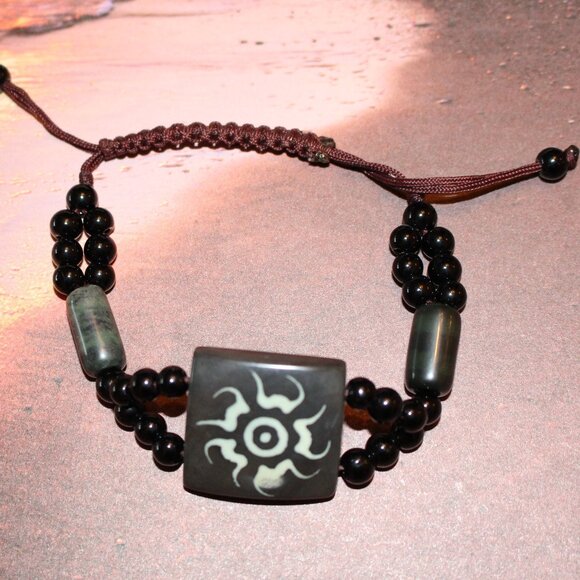 Bracelet - Picture 1 of 1